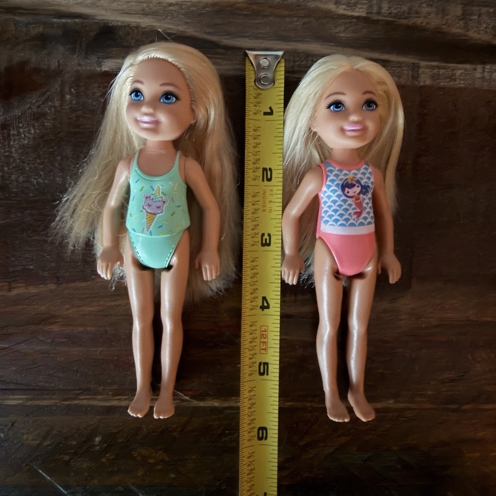 Mattel Barbie Club Chelsea Beach Dolls Lot Of 2 Mermaid Ice Cream Cone Suit 5.5" - Picture 5 of 5